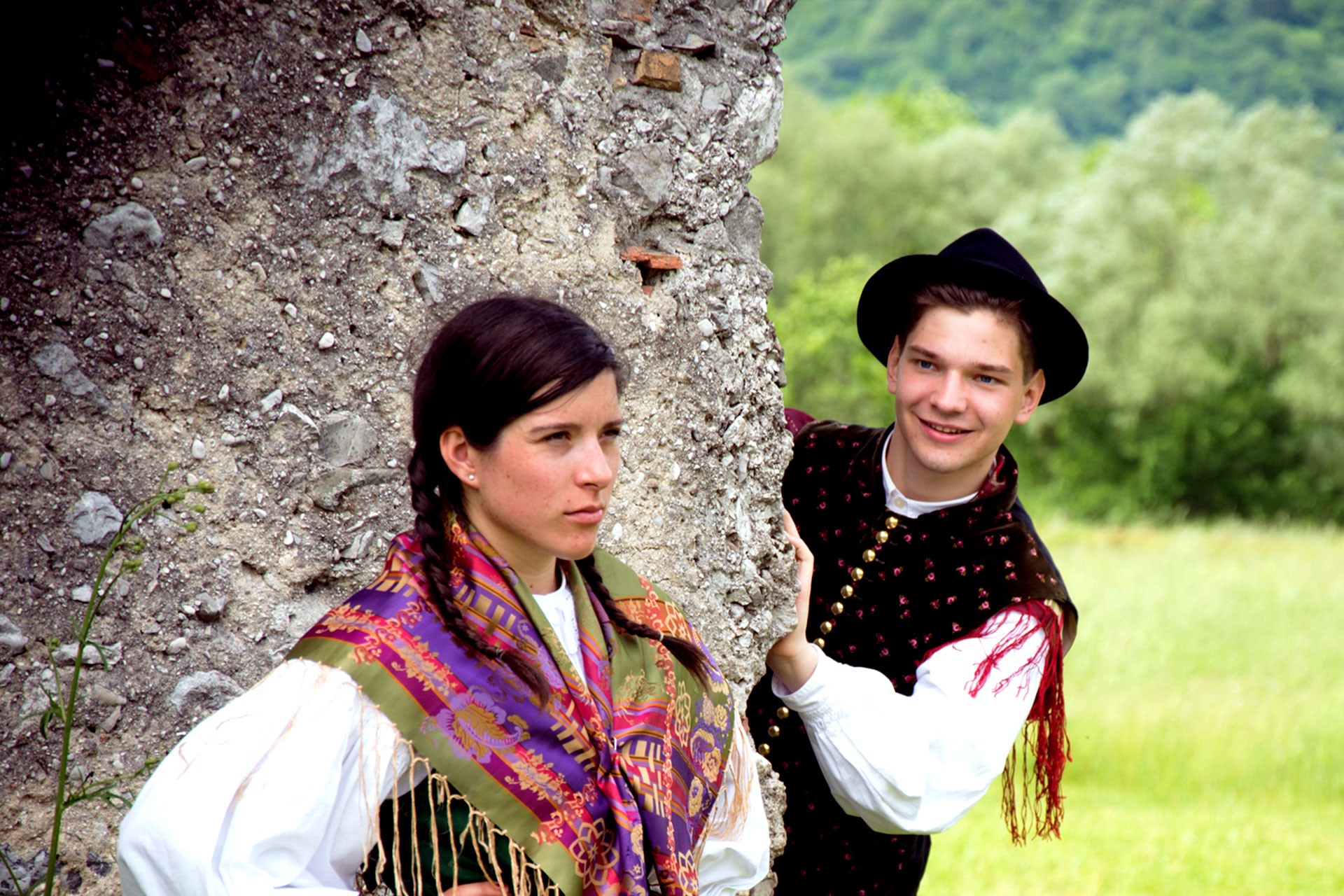 fant, ki osvaja dekle